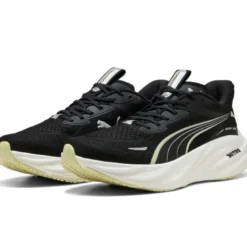 Scarpe uomo Magnify Nitro 3